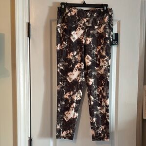 DSG Black and White Leggings with Abstract Print